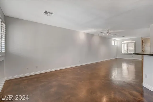 $2,500 | 9420 San Laguna, Unit 104, Las Vegas, NV 89134