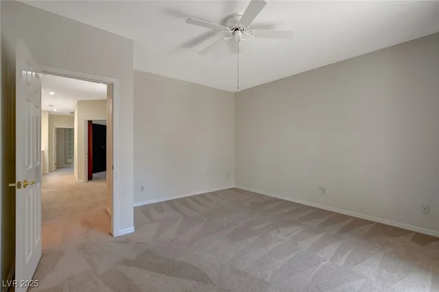 $2,700 | 9420 San Laguna, Unit 104, Las Vegas, NV 89134