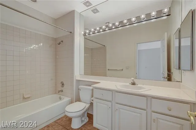 $2,500 | 9420 San Laguna, Unit 104, Las Vegas, NV 89134