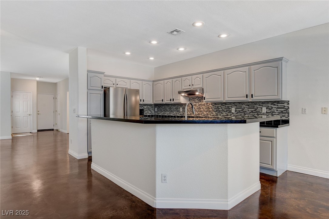 9420 San Laguna, Unit 104 Las Vegas, NV 89134 - Photo 5 of 34