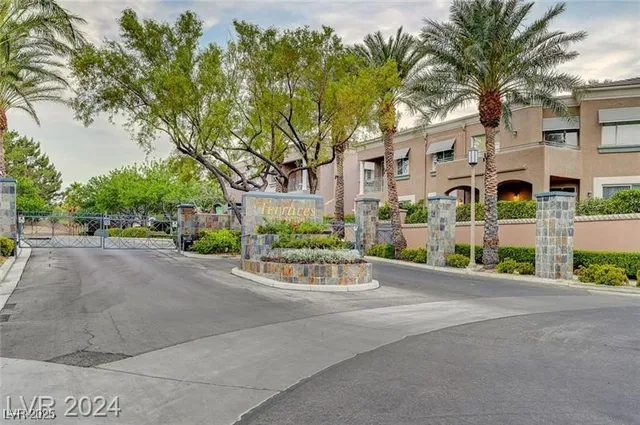 $2,500 | 9420 San Laguna, Unit 104, Las Vegas, NV 89134