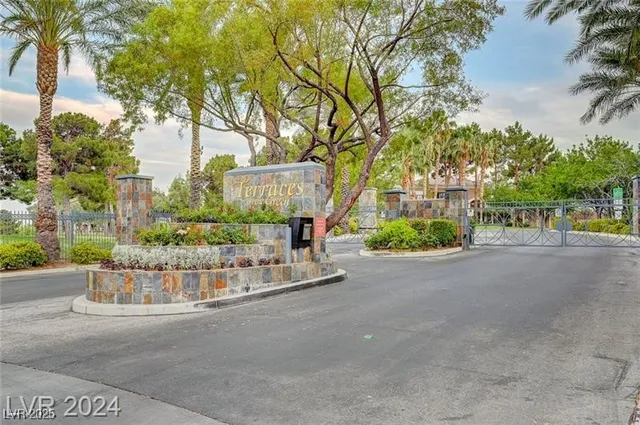 $2,500 | 9420 San Laguna, Unit 104, Las Vegas, NV 89134