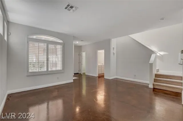 $2,500 | 9420 San Laguna, Unit 104, Las Vegas, NV 89134