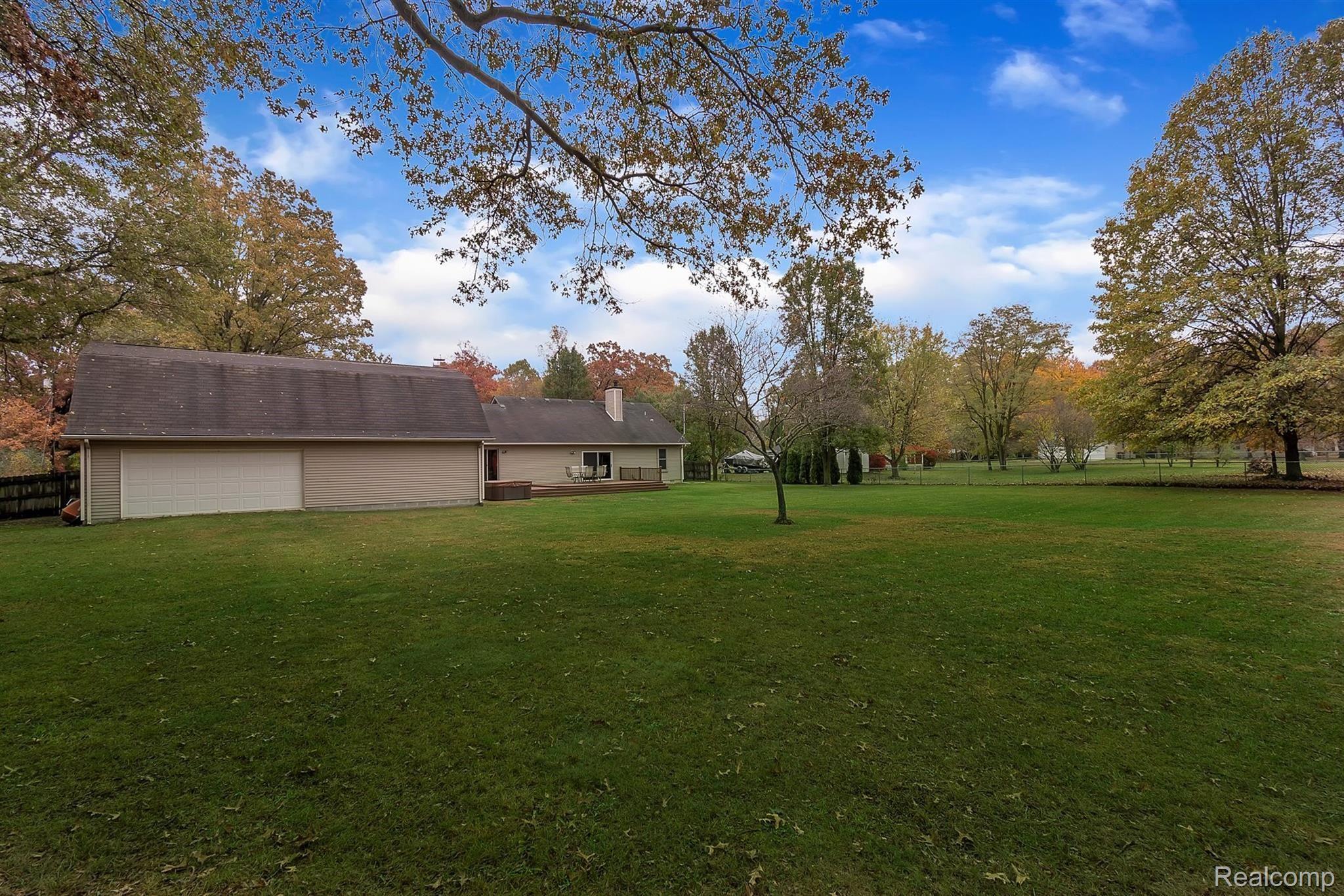 23400 Bohn Road Belleville, MI 48111 - Photo 40 of 43 NW Back.jpg