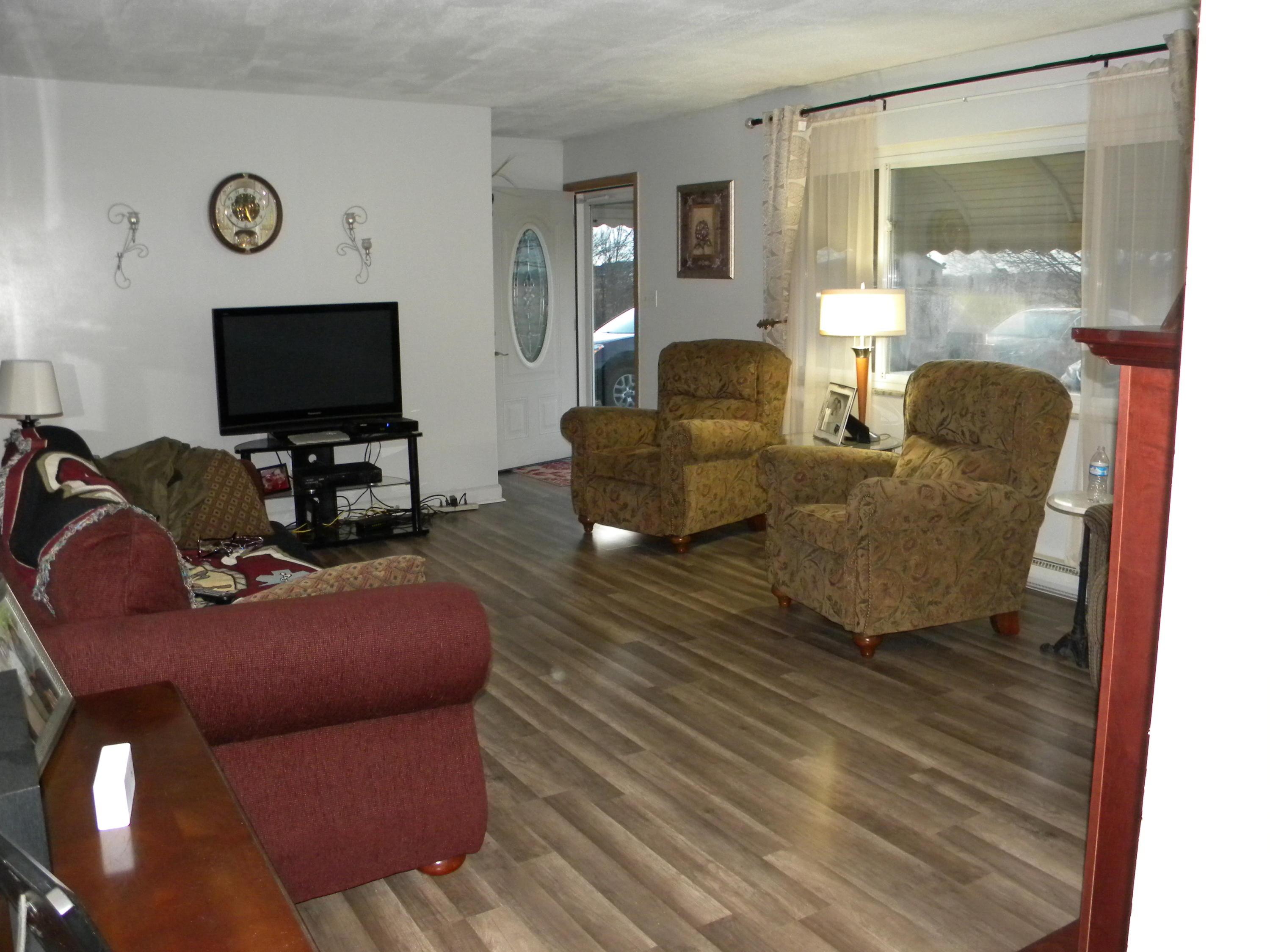 7086 Young Road Orient, OH 43146 - Photo 20 of 36 Gallery Image 20