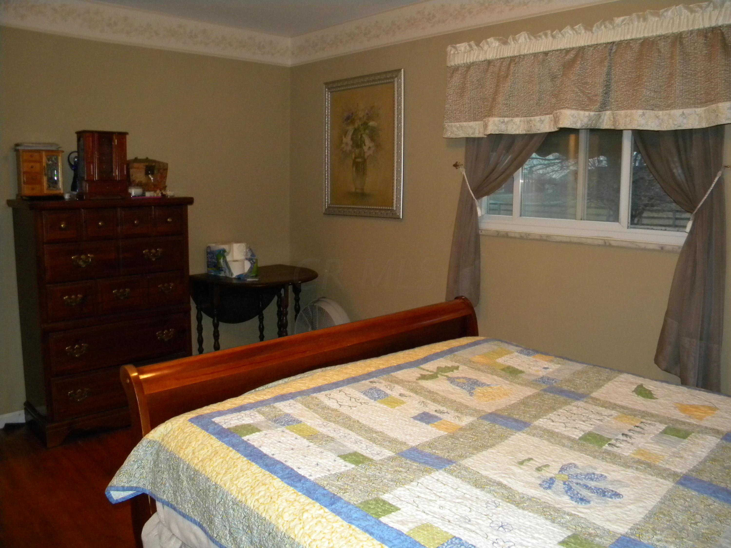 7086 Young Road Orient, OH 43146 - Photo 22 of 36 Gallery Image 22
