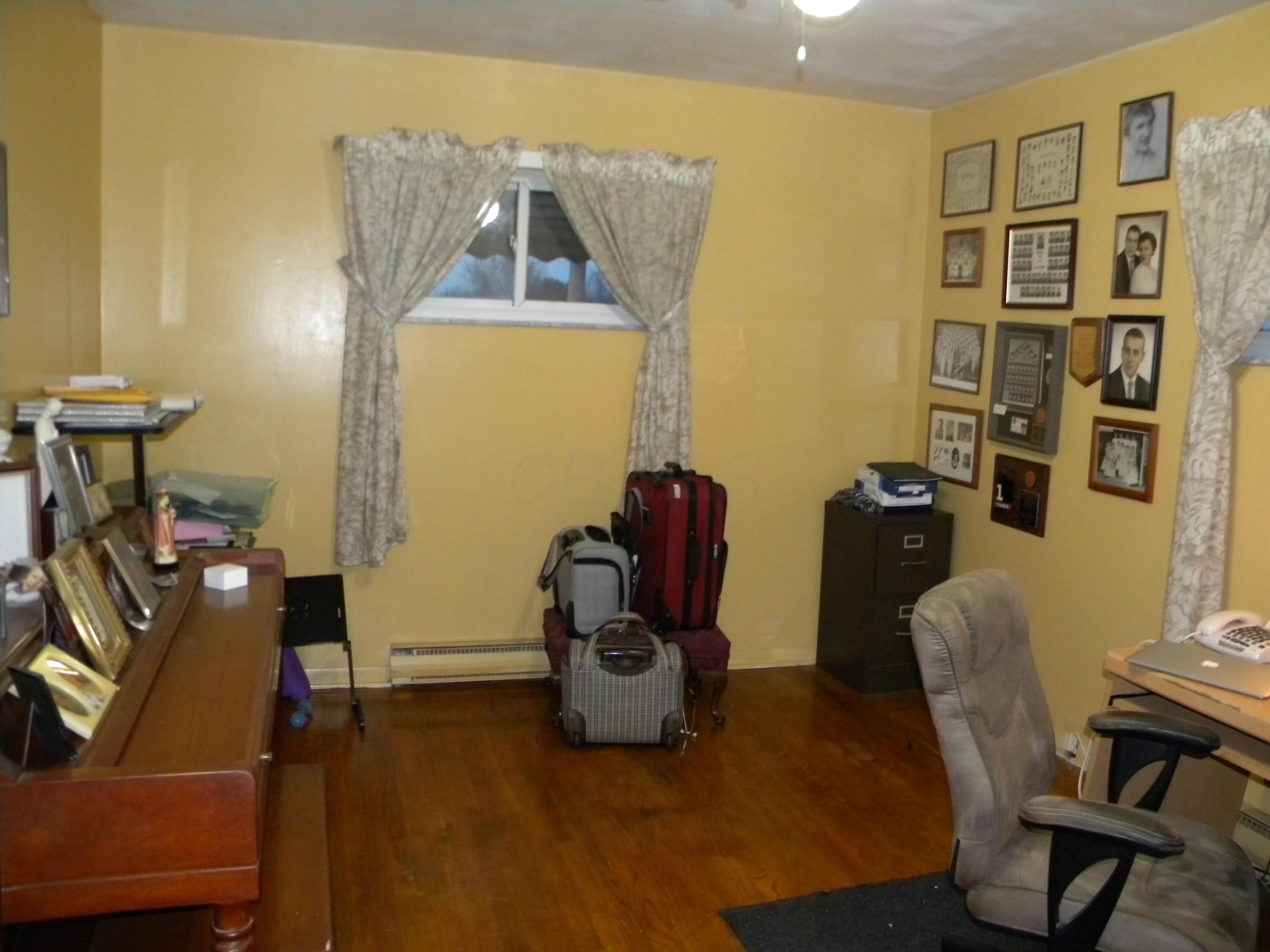 7086 Young Road Orient, OH 43146 - Photo 25 of 36 Gallery Image 25