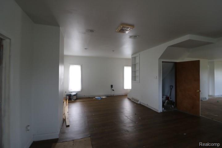 6577 East Deckerville Road Deford, MI 48729 - Photo 11 of 16 IMG_9612.JPG