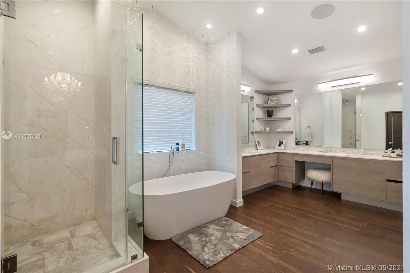 7630 Southwest 52nd Court Miami, FL 33143 - Photo 12 of 20