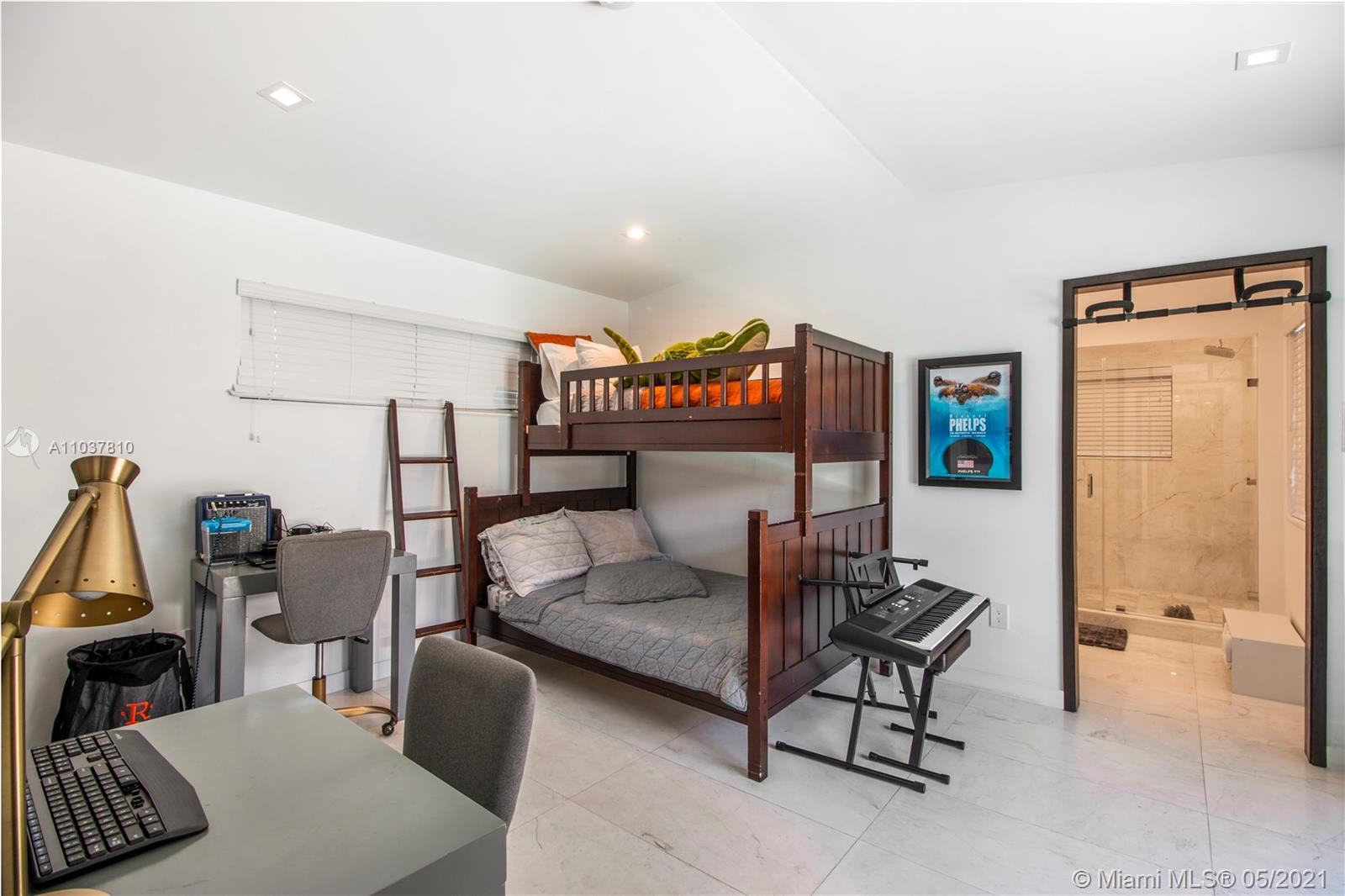 7630 Southwest 52nd Court Miami, FL 33143 - Photo 14 of 20