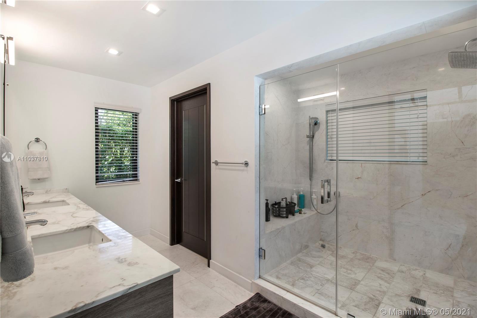 7630 Southwest 52nd Court Miami, FL 33143 - Photo 15 of 20