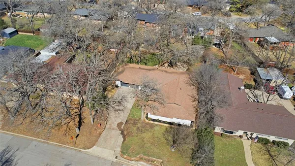$349,900 | 608 West Redbud Drive, Hurst, TX 76053