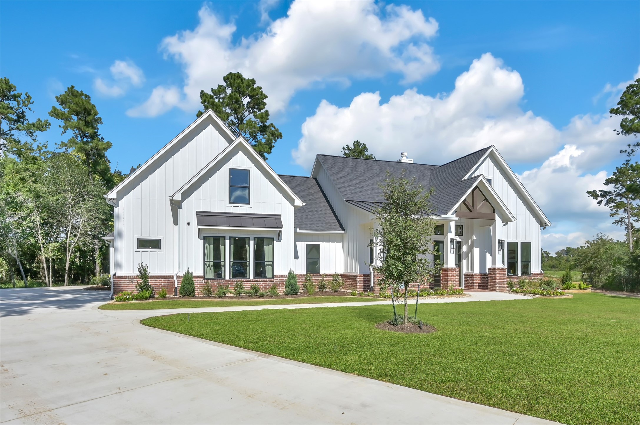 8557 Butler Rnch Court Plantersville, TX 77363 - Photo 3 of 39