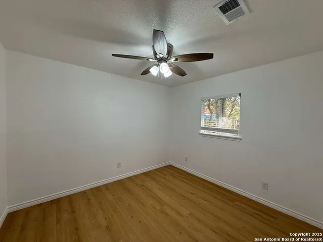 $2,000 | 7026 Settlers Court, San Antonio, TX 78258