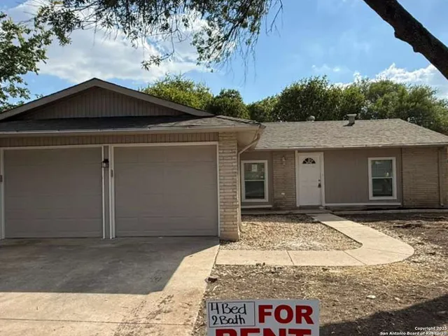 $2,000 | 7026 Settlers Court, San Antonio, TX 78258