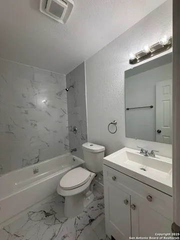 $2,000 | 7026 Settlers Court, San Antonio, TX 78258