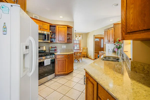 $546,900 | N7079 Pine Lane, Holland, WI 54636