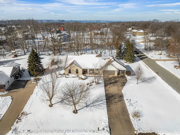 $546,900 | N7079 Pine Lane, Holland, WI 54636
