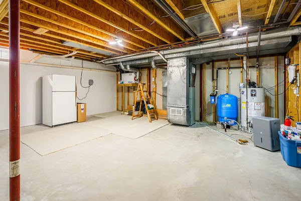 $546,900 | N7079 Pine Lane, Holland, WI 54636