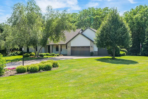 $546,900 | N7079 Pine Lane, Holland, WI 54636