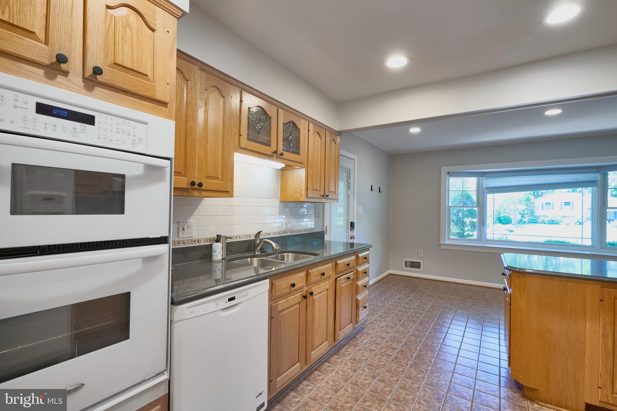 2403 Arrow Park Drive Alexandria, VA 22306 - Photo 2 of 56 Kitchen
