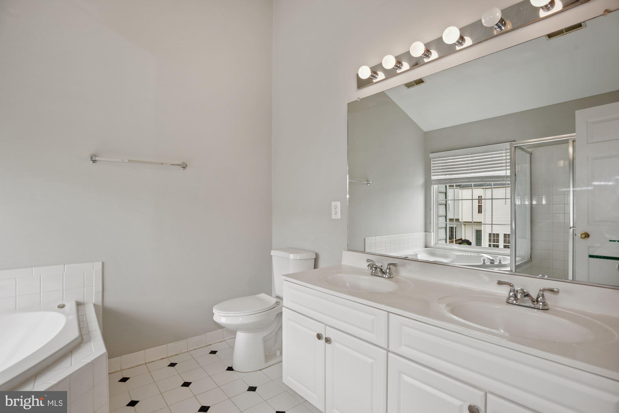 43019 Beachall Street Chantilly, VA 20152 - Photo 14 of 26
