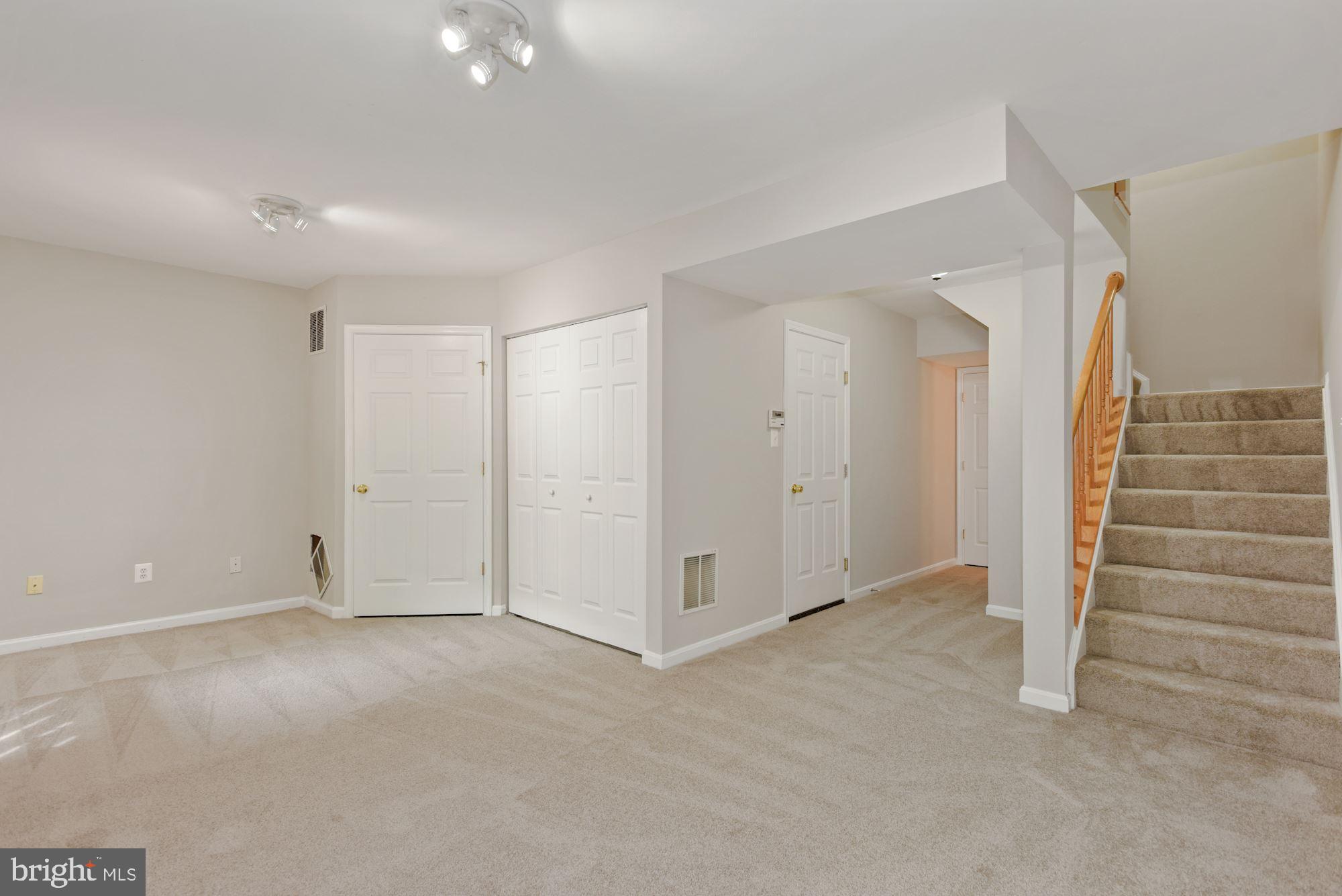 43019 Beachall Street Chantilly, VA 20152 - Photo 20 of 26