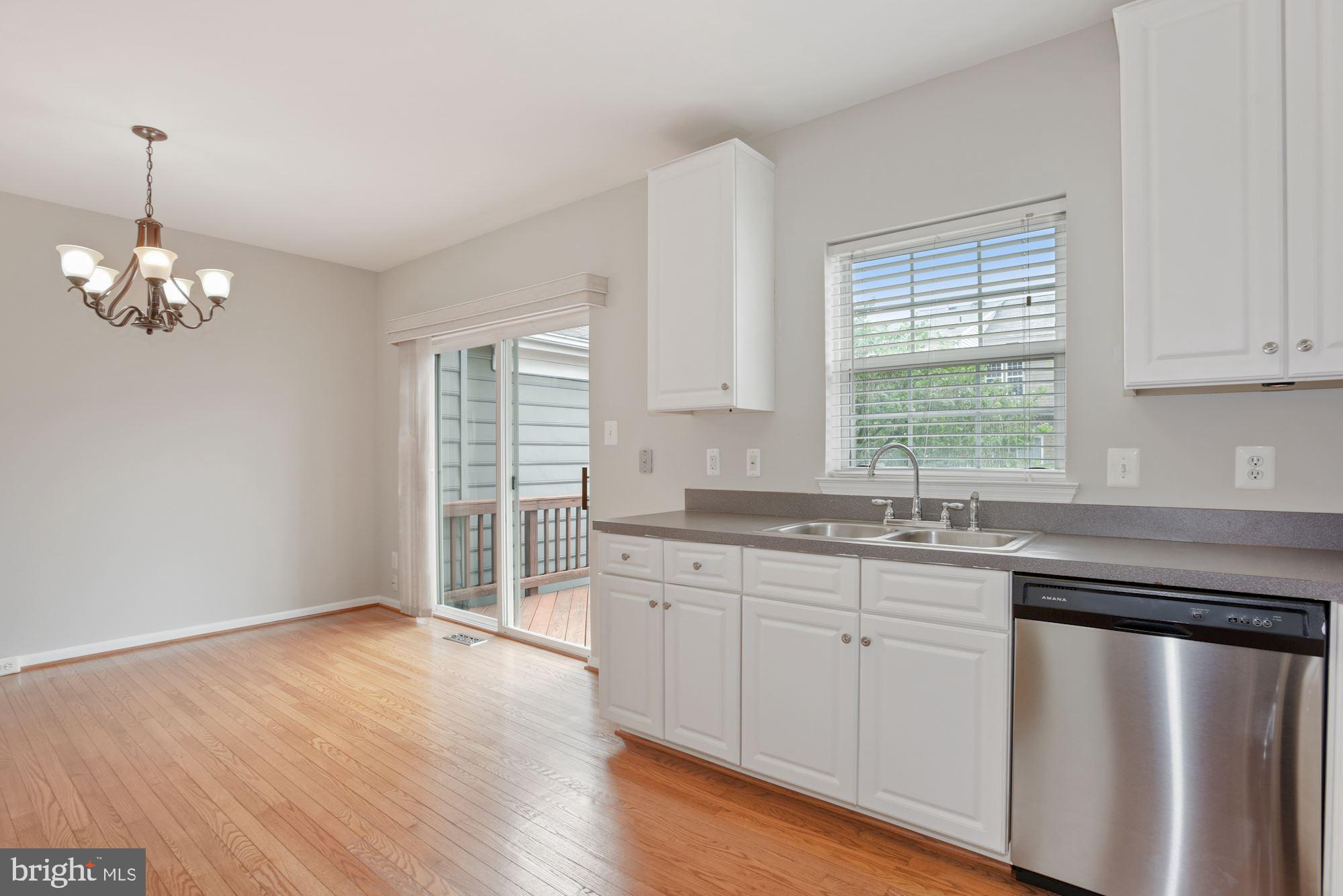 43019 Beachall Street Chantilly, VA 20152 - Photo 7 of 26
