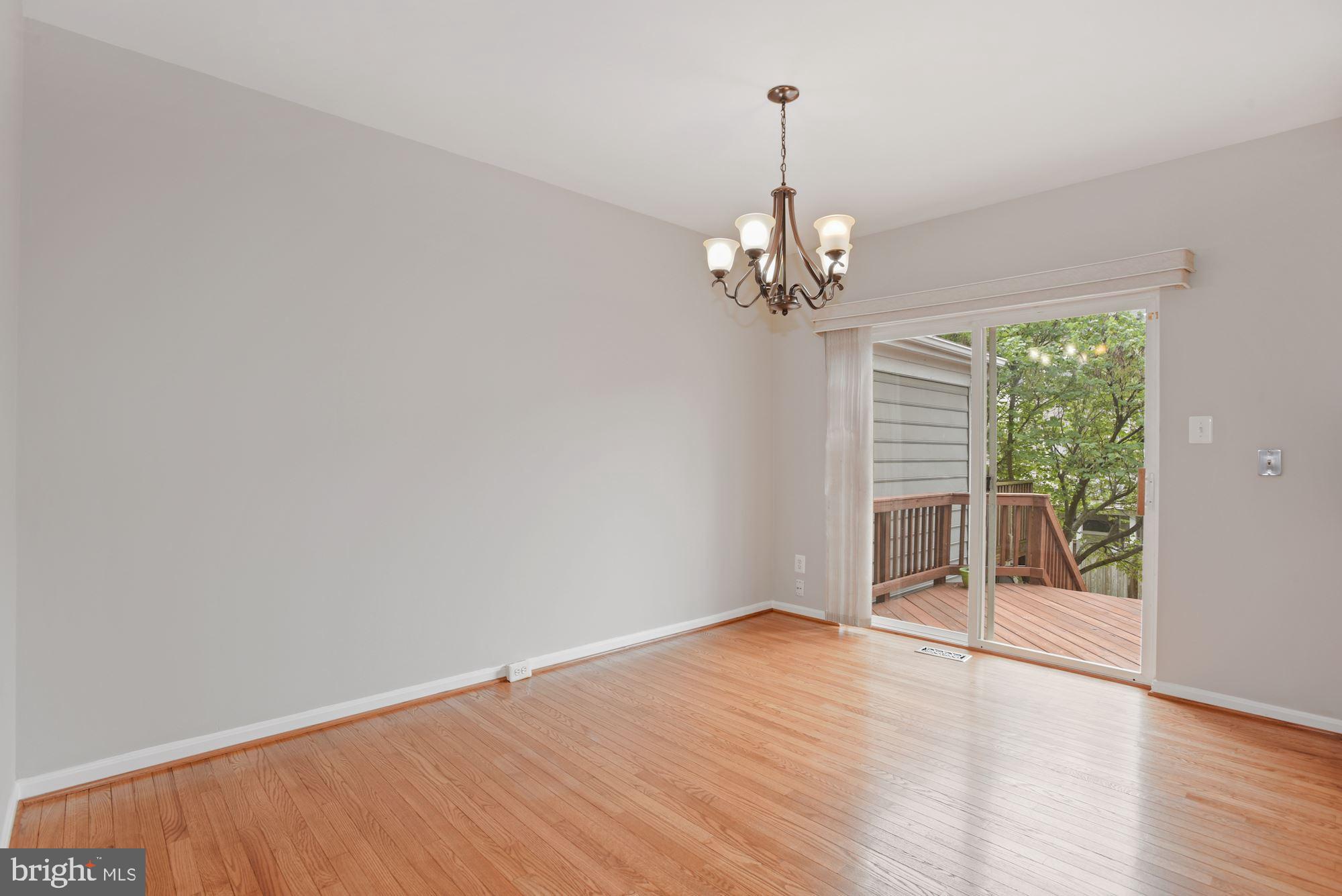 43019 Beachall Street Chantilly, VA 20152 - Photo 9 of 26