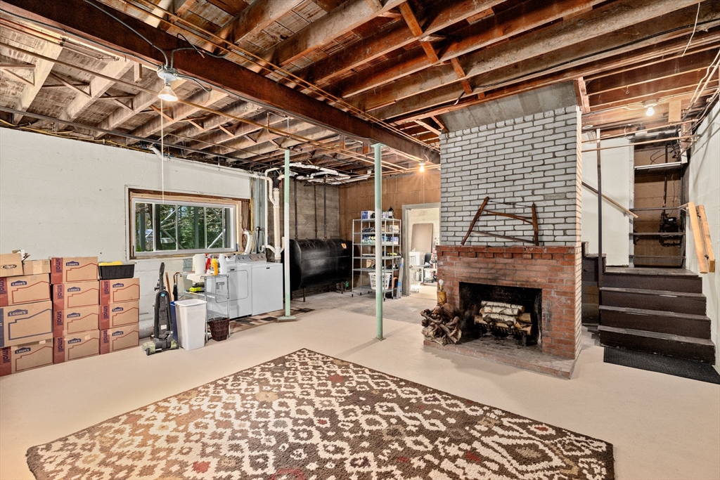 6 Holbrook Road Weymouth, MA 02191 - Photo 21 of 40 Gallery Image 21