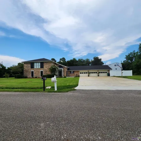 $389,900 | 189 Palm Avenue, Larose, LA 70373