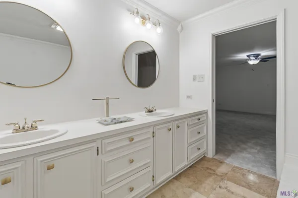 $389,900 | 189 Palm Avenue, Larose, LA 70373