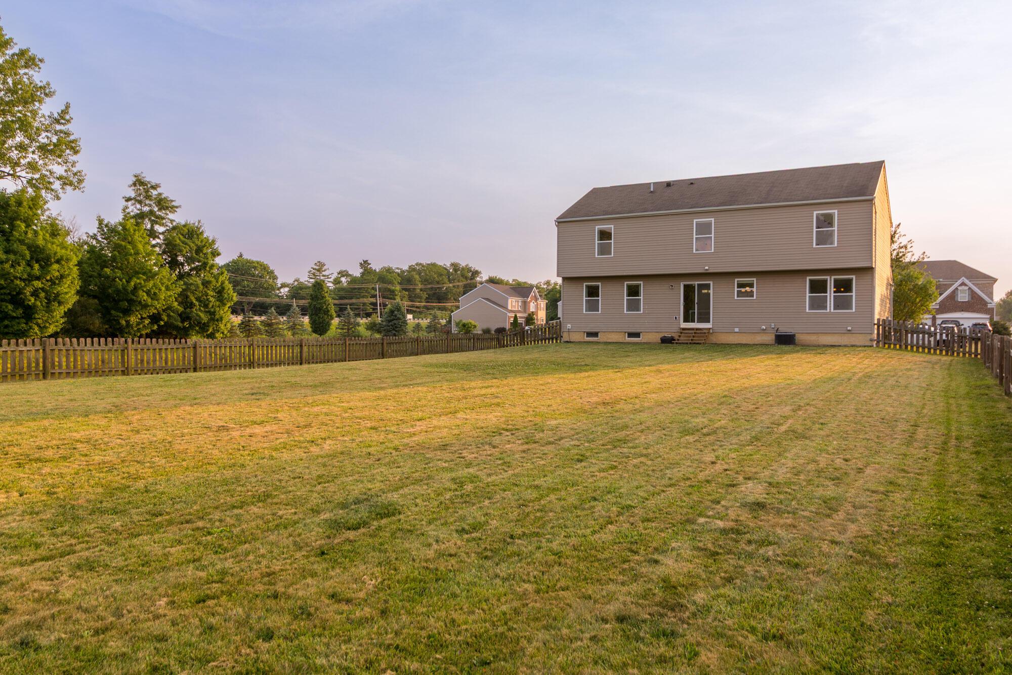 168 Spring Flower Way Pataskala, OH 43062 - Photo 6 of 51 168 Spring Flower Way-46-WEB