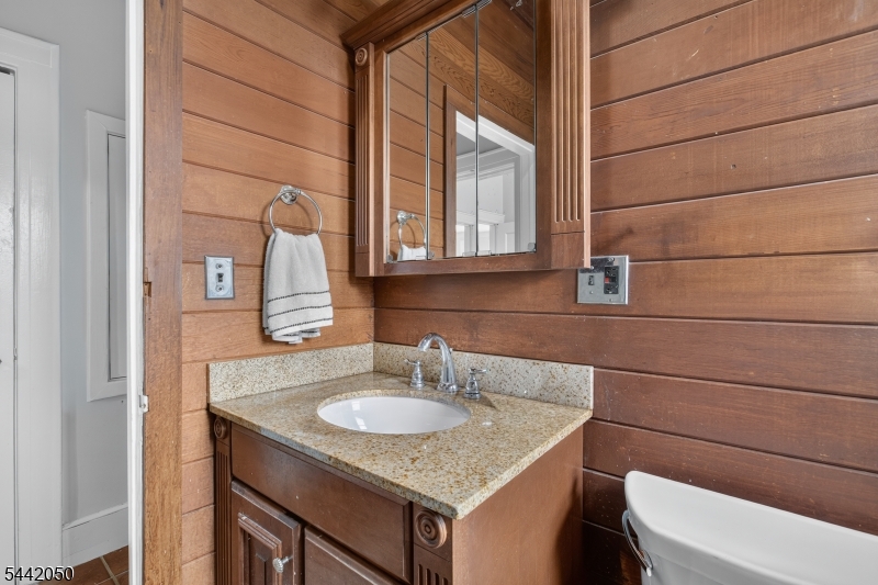 16 Forest Street Montclair, NJ 07042 - Photo 20 of 24