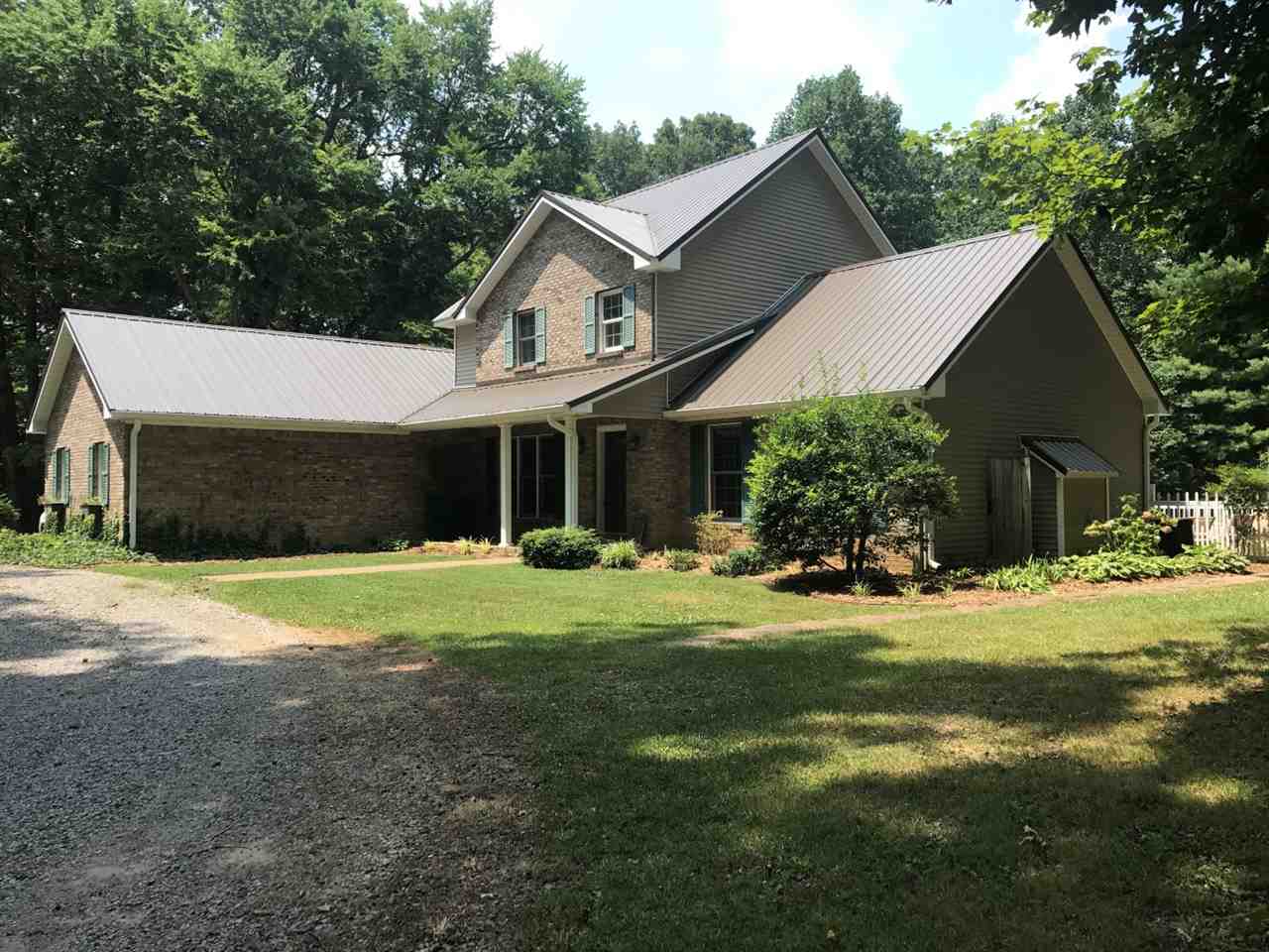 4073 Cemetery Road Scottsville, KY 42164 - Photo 2 of 35 Gallery Image 2