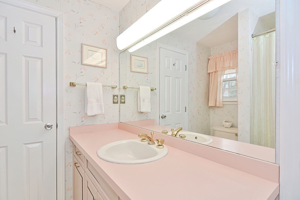 4 Trayer Road Canton, MA 02021 - Photo 22 of 31 Gallery Image 22