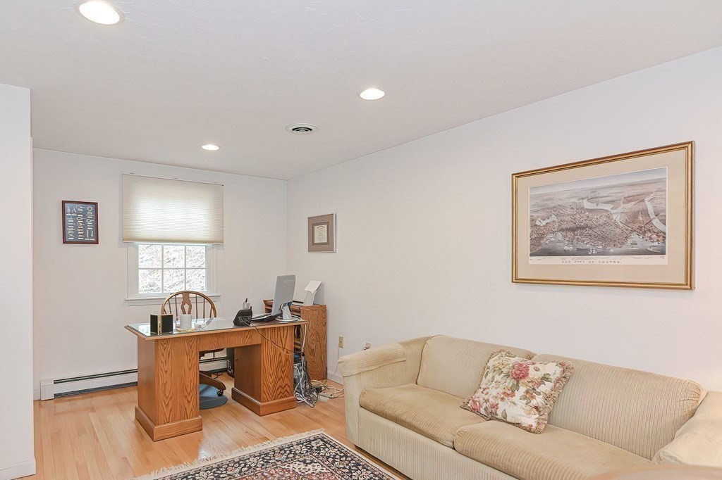 4 Trayer Road Canton, MA 02021 - Photo 9 of 31 Gallery Image 9
