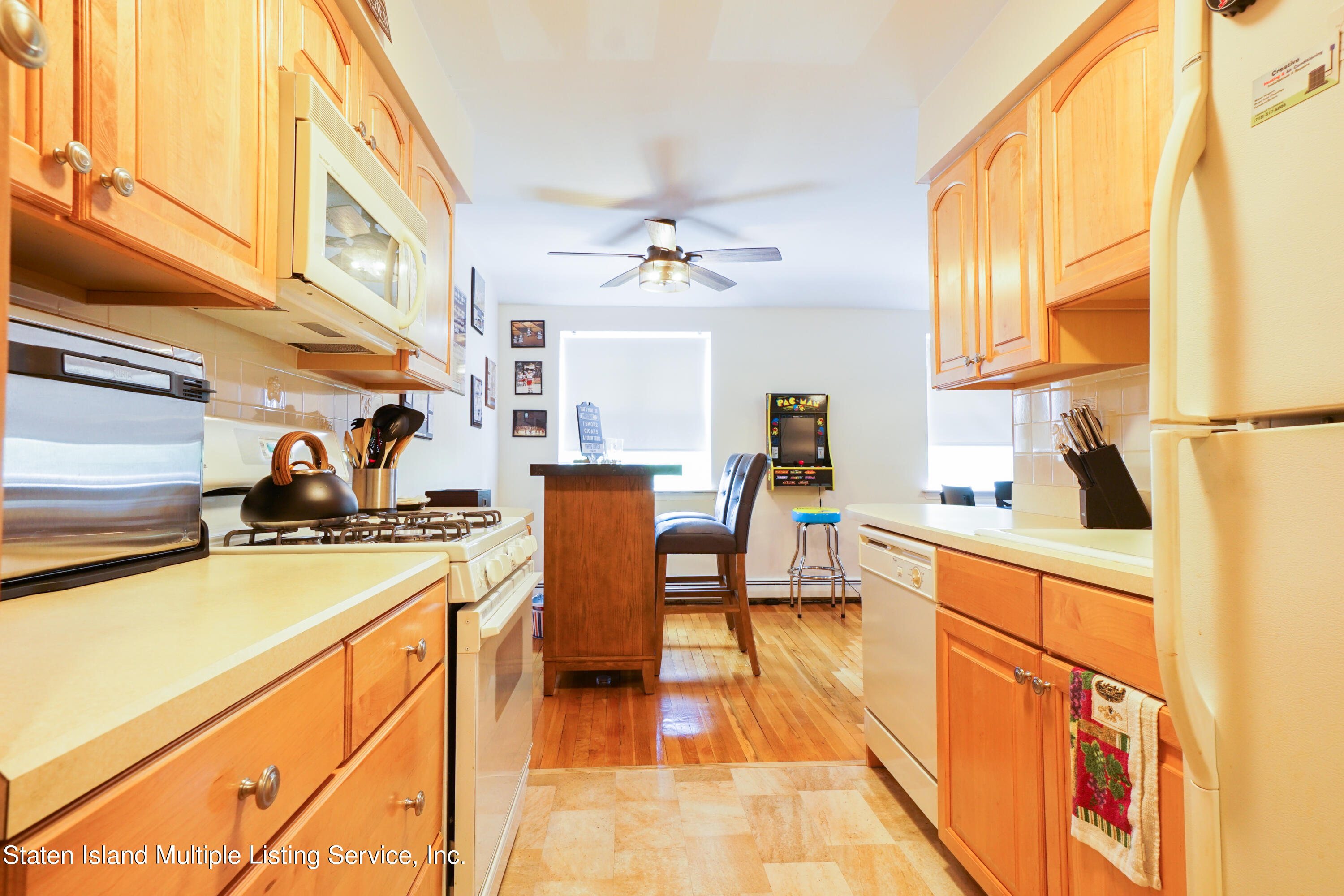 3486 Amboy Road, Unit 2F Staten Island, NY 10306 - Photo 17 of 24 DSC04864
