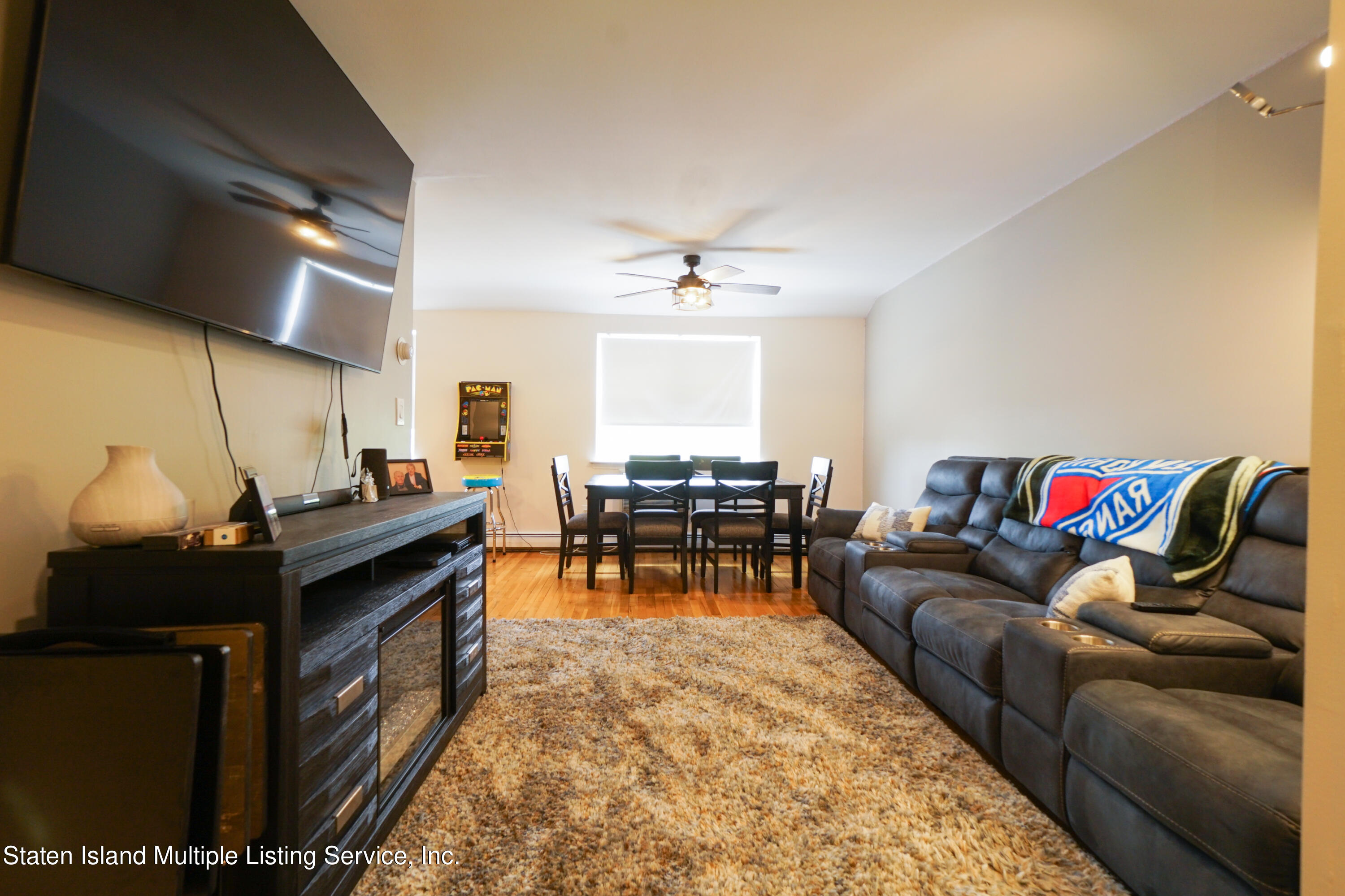 3486 Amboy Road, Unit 2F Staten Island, NY 10306 - Photo 5 of 24 DSC04817