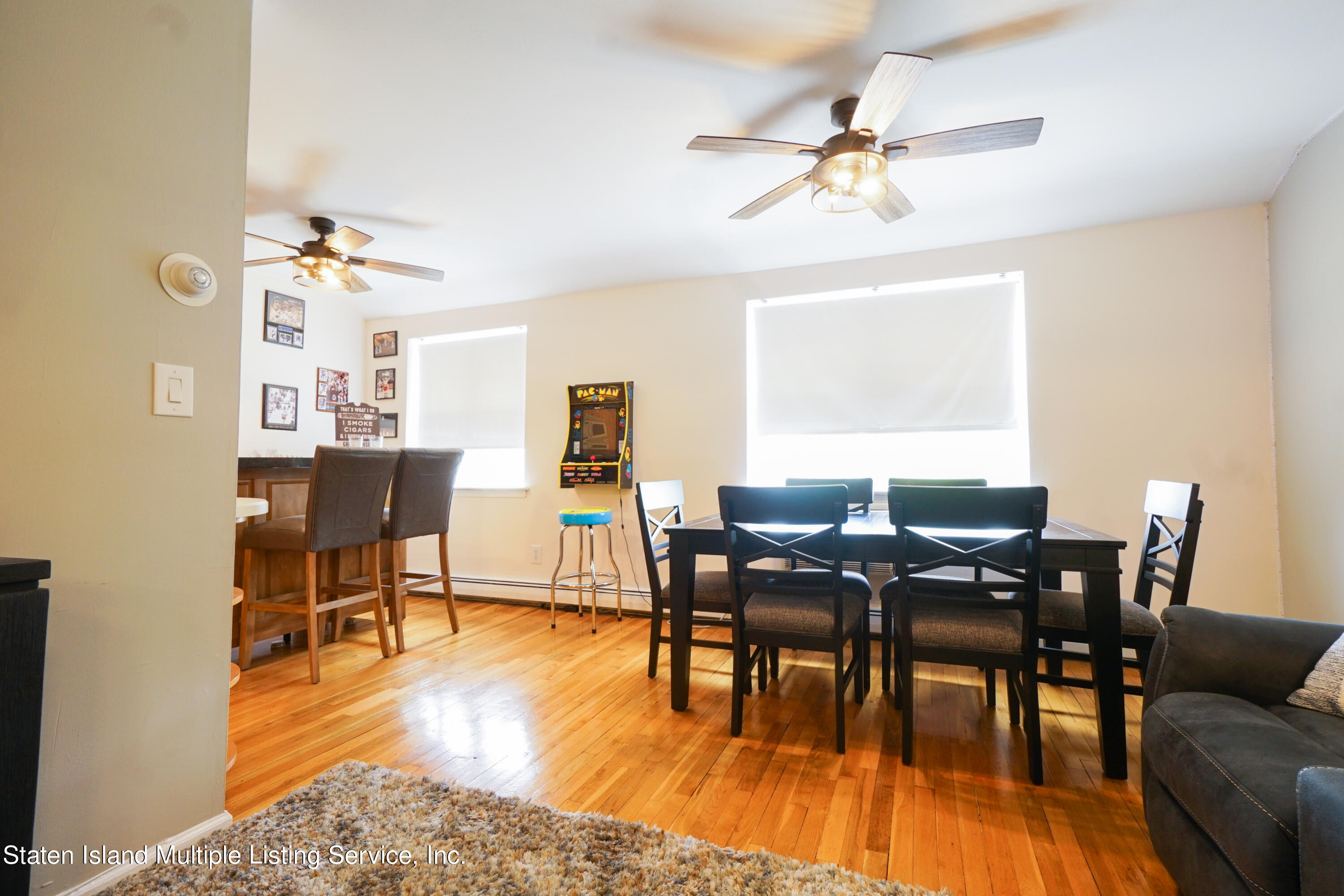 3486 Amboy Road, Unit 2F Staten Island, NY 10306 - Photo 6 of 24 DSC04821