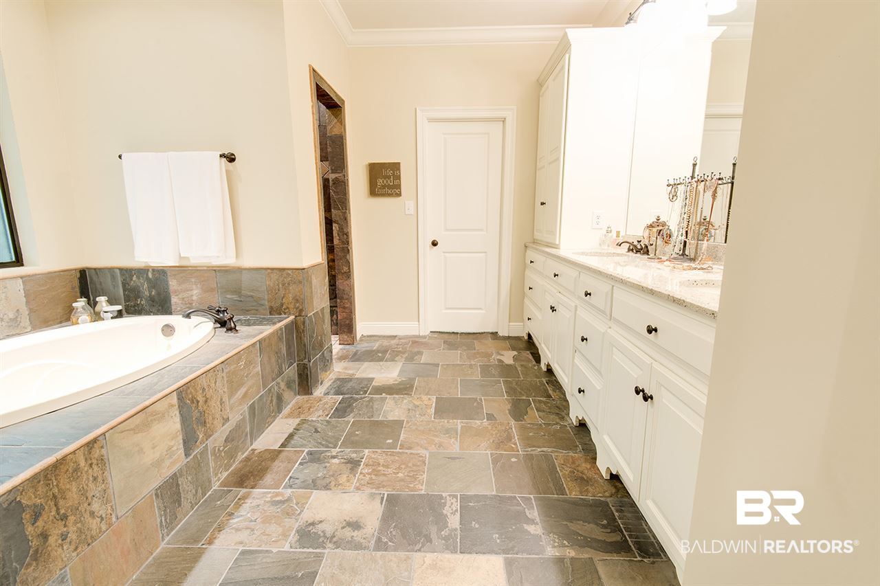 211 Pliska Street Fairhope, AL 36532 - Photo 24 of 35