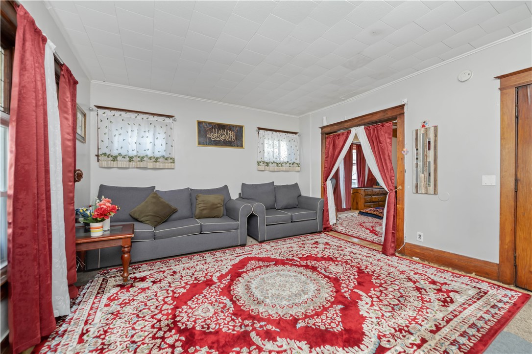 363 Melville Street Rochester, NY 14609 - Photo 3 of 18