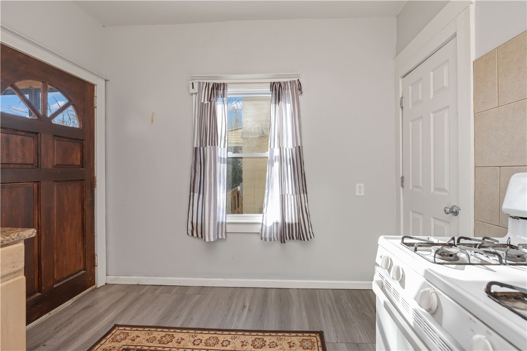 363 Melville Street Rochester, NY 14609 - Photo 9 of 18