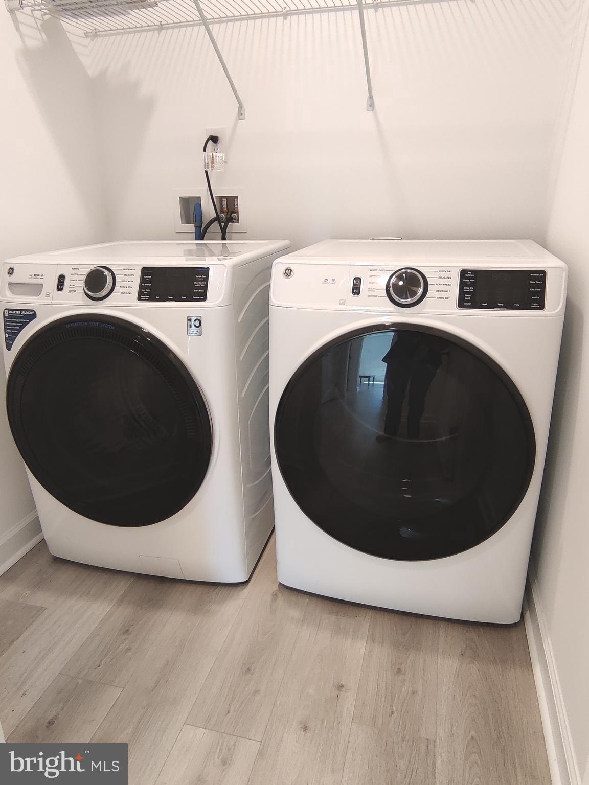 5002 Longmire Way, Unit 70 Chantilly, VA 20151 - Photo 11 of 28 a utility room with dryer and washer