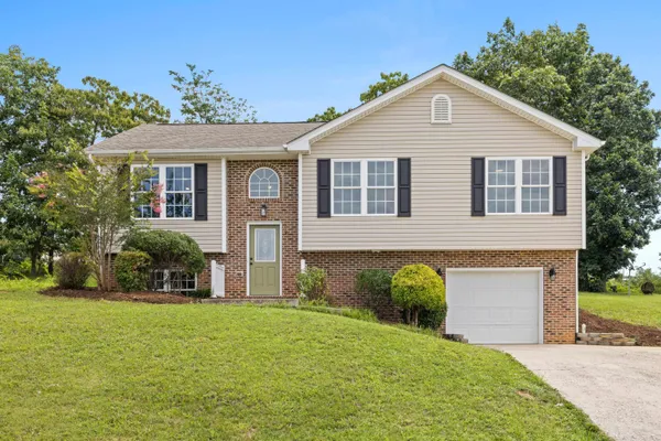 $364,490 | 91 Lofty Circle, Stuarts Draft, VA 24477