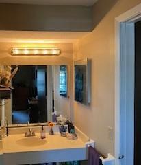 813 Smetana Road, Unit 2 Hopkins, MN 55343 - Photo 9 of 14 Gallery Image 9