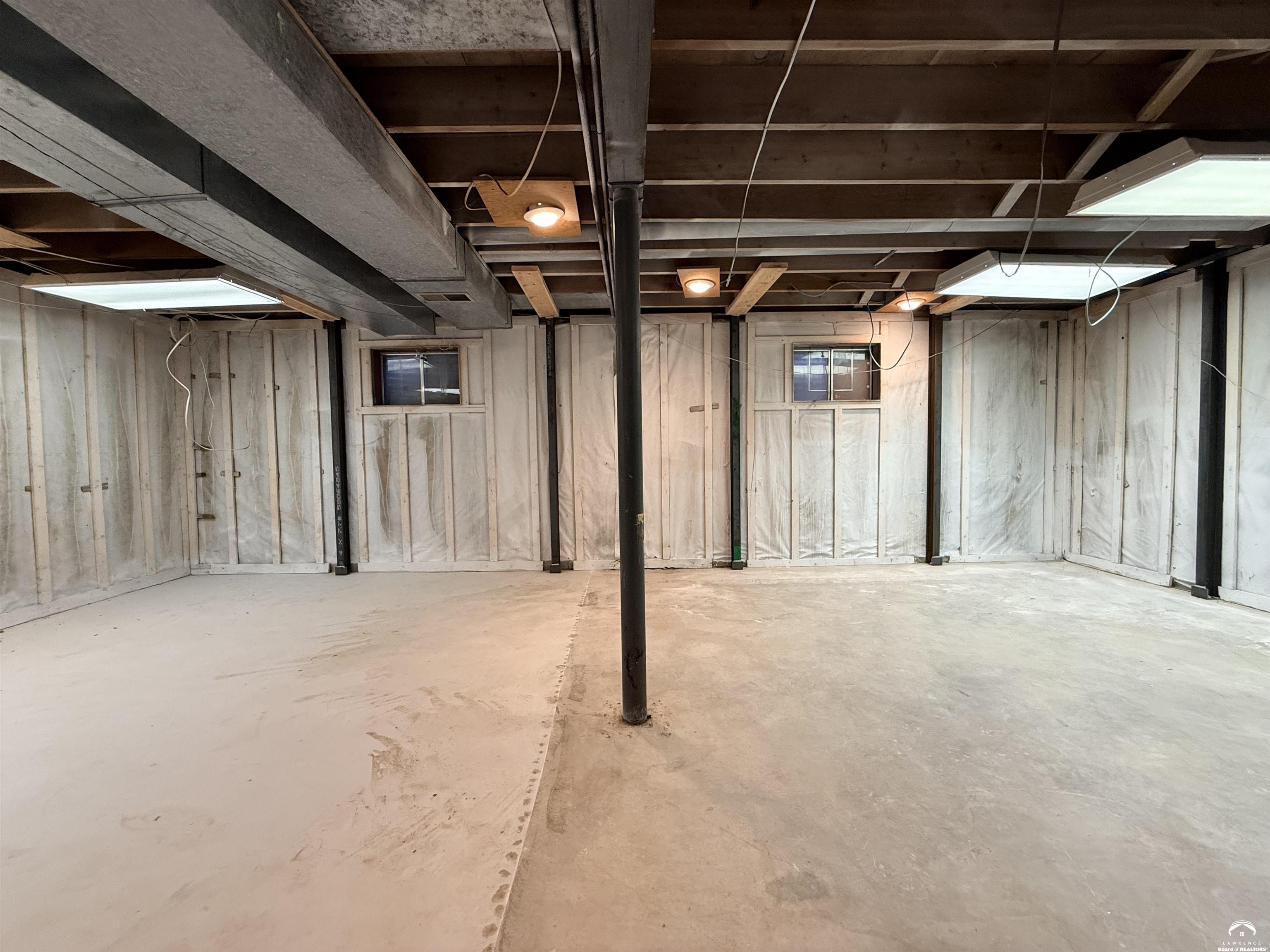 2806 Schwarz Road Lawrence, KS 66049 - Photo 63 of 72