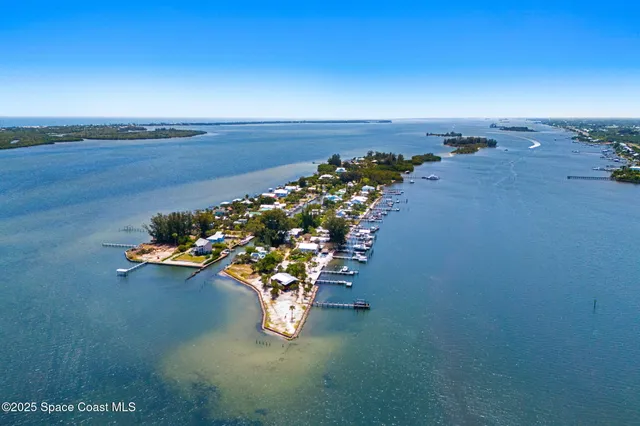 $495,000 | 36 Vip Island, Unit A, Grant, FL 32949