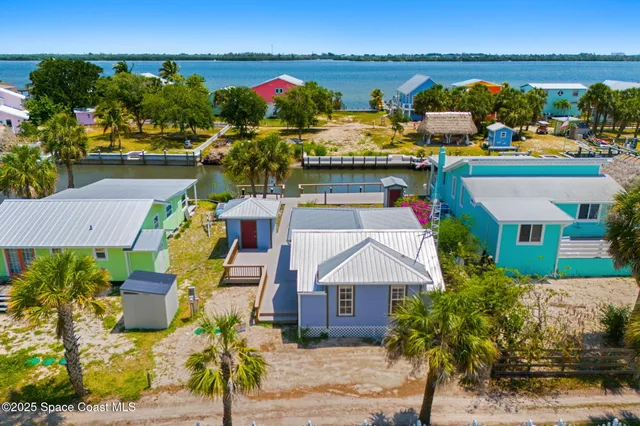 $495,000 | 36 Vip Island, Unit A, Grant, FL 32949