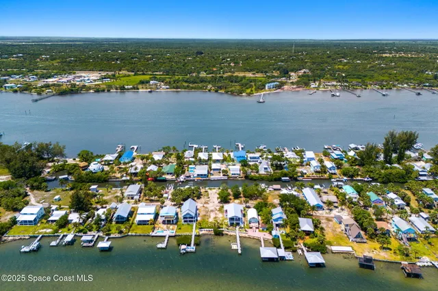 $495,000 | 36 Vip Island, Unit A, Grant, FL 32949
